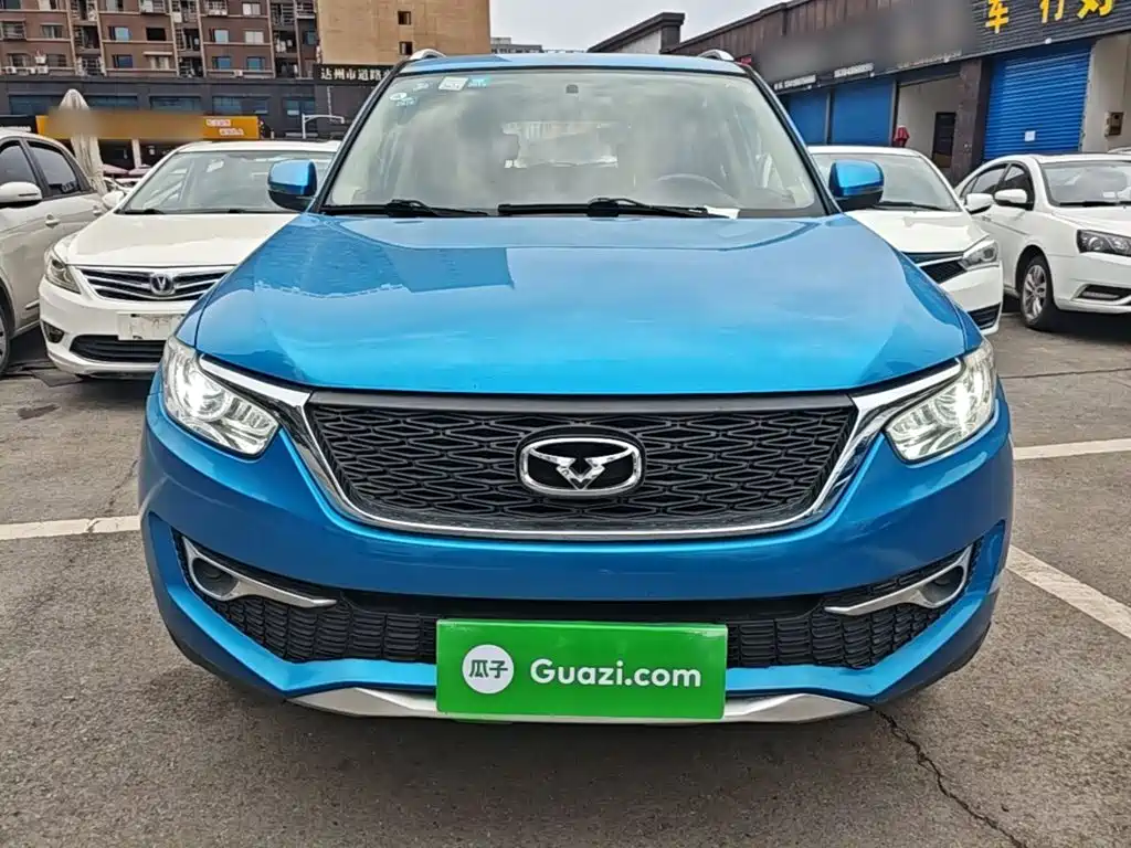 Cowin X3 凯翼X3 2016款 1.6 L 手动智联II版