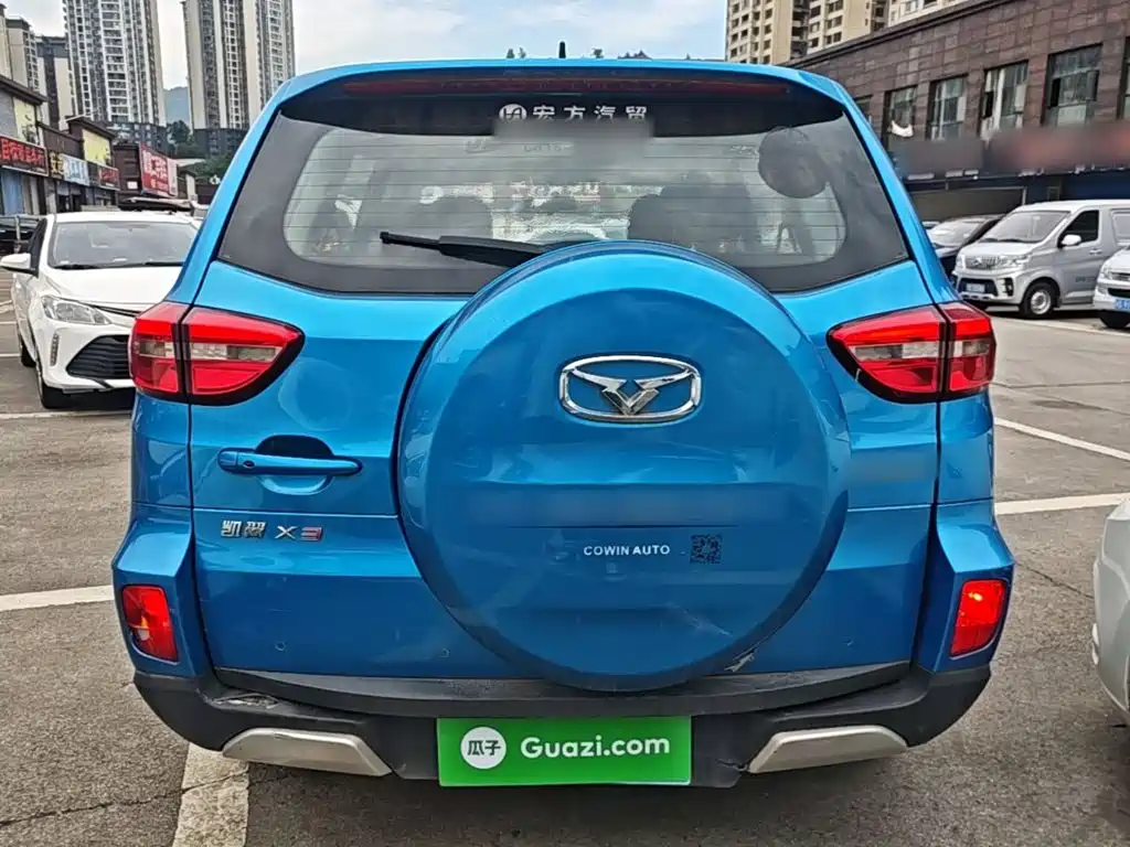 Cowin X3 凯翼X3 2016款 1.6 L 手动智联II版