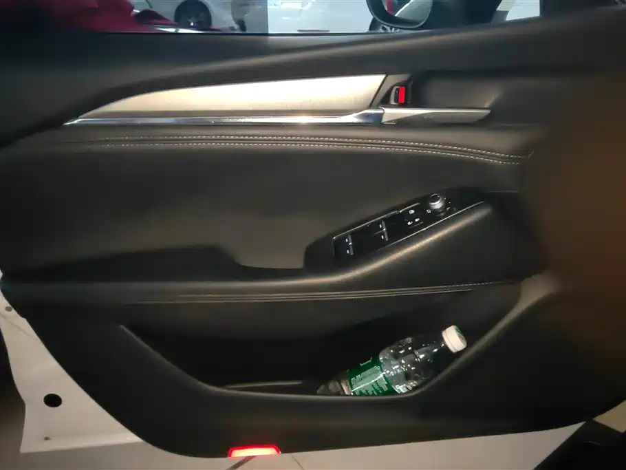 Atenza 2.5 L Blue Sky Sport
