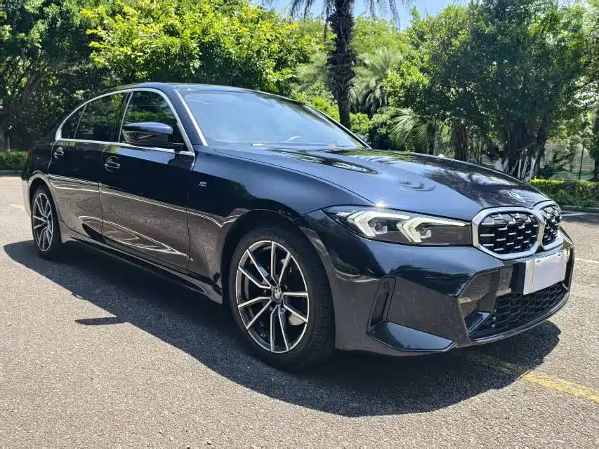 BMW 3 Series 325 i M Sport Night Package
