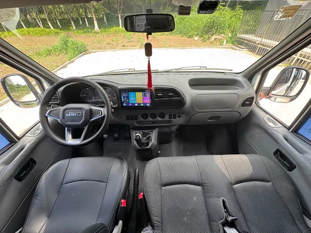 Transit Custom 2.8 T Space King Standard LWB Mid High Roof Rear Single Tire - Step 6-seat Diesel CN-VI JX493