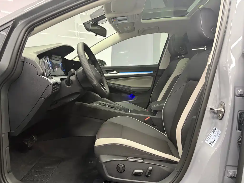 Golf Facelift 280 TSI DSG Pro