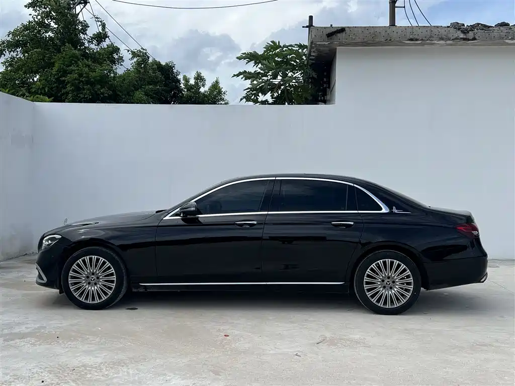 Mercedes-Benz E-Class Facelift E 300 L Luxury