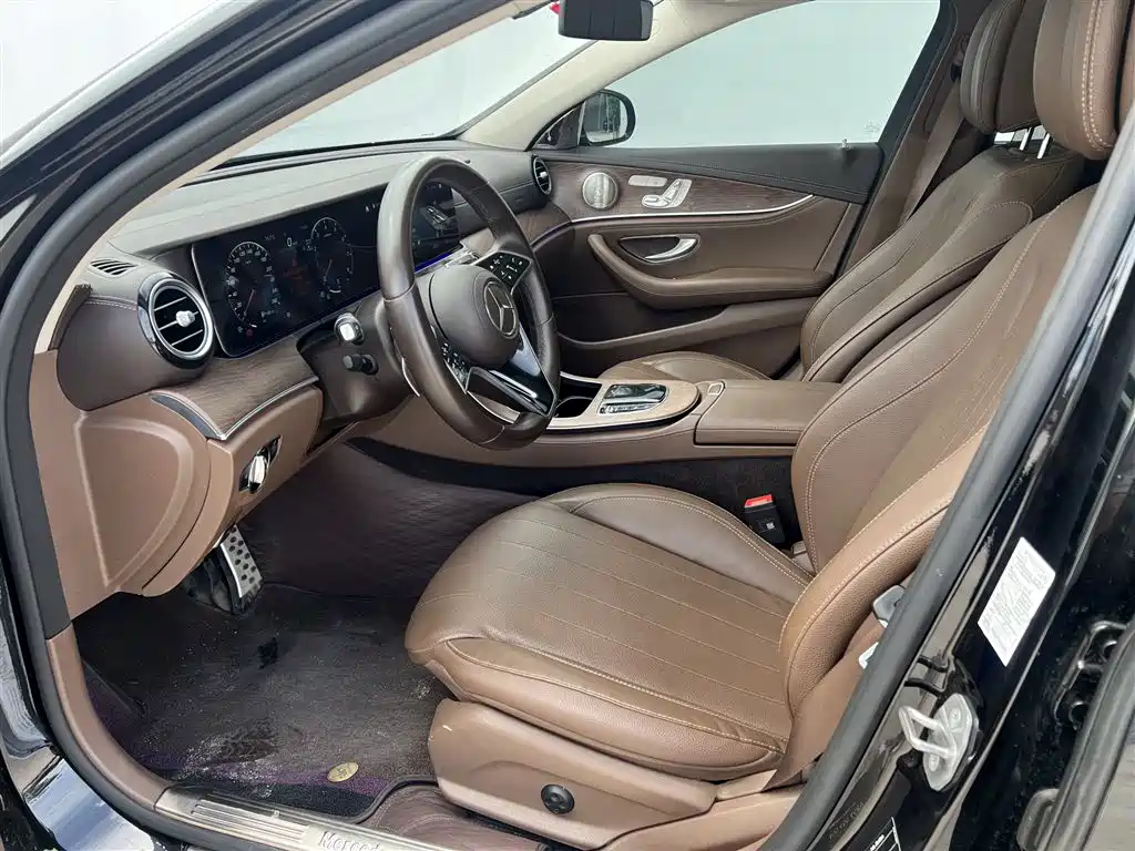 Mercedes-Benz E-Class Facelift E 300 L Luxury