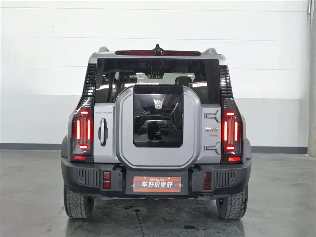 Jetour Traveller 2.0 T 4 WD Cross PRO+