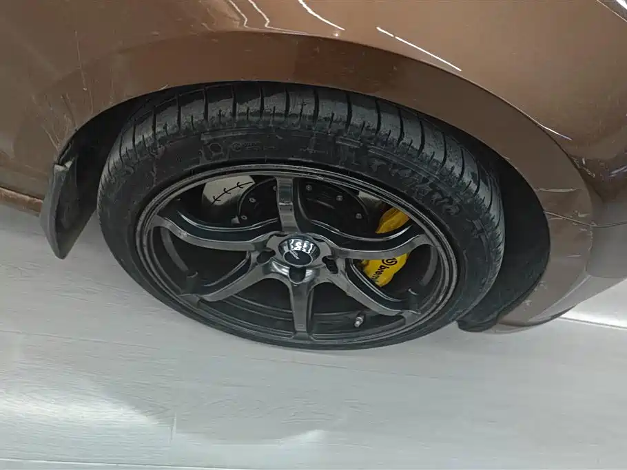Lamando 280 TSI DSG Comfort