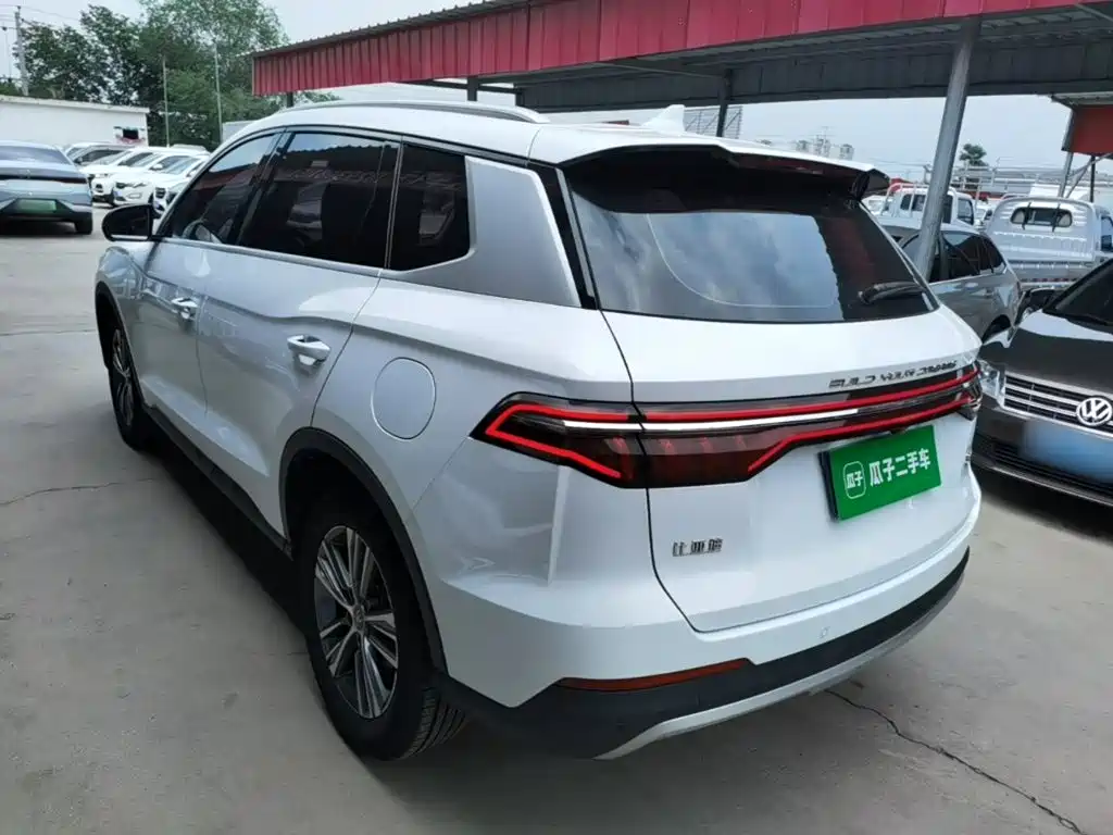 Song Pro 1.5 T Auto Luxury