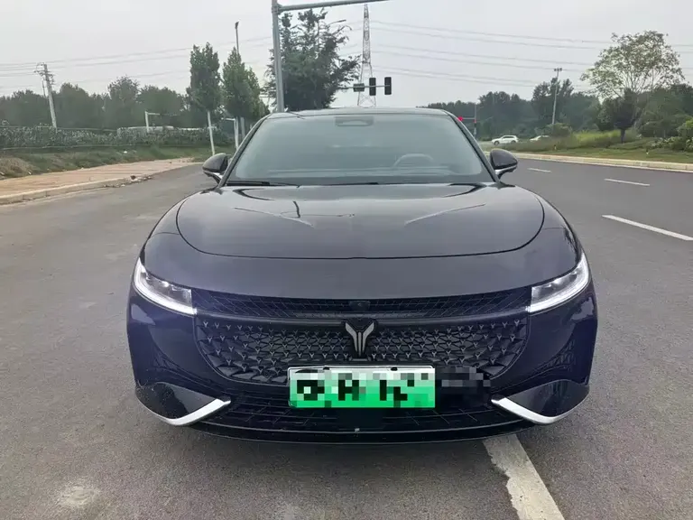 Voyah Zhuiguang PHEV 4 WD Ultra Long Range Flagship