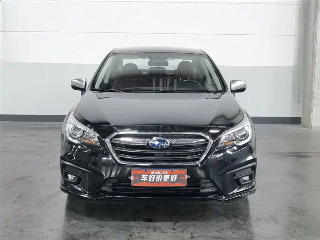 Legacy Facelift 2.5 i AWD Style