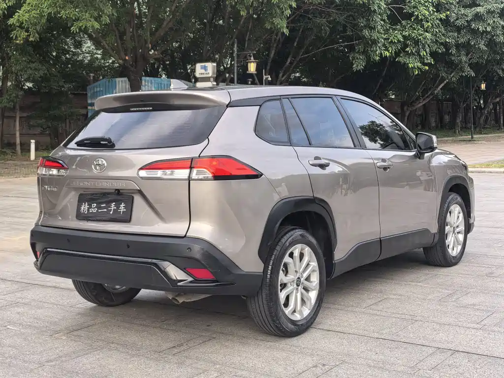 Frontlander 2.0 L CVT Leading