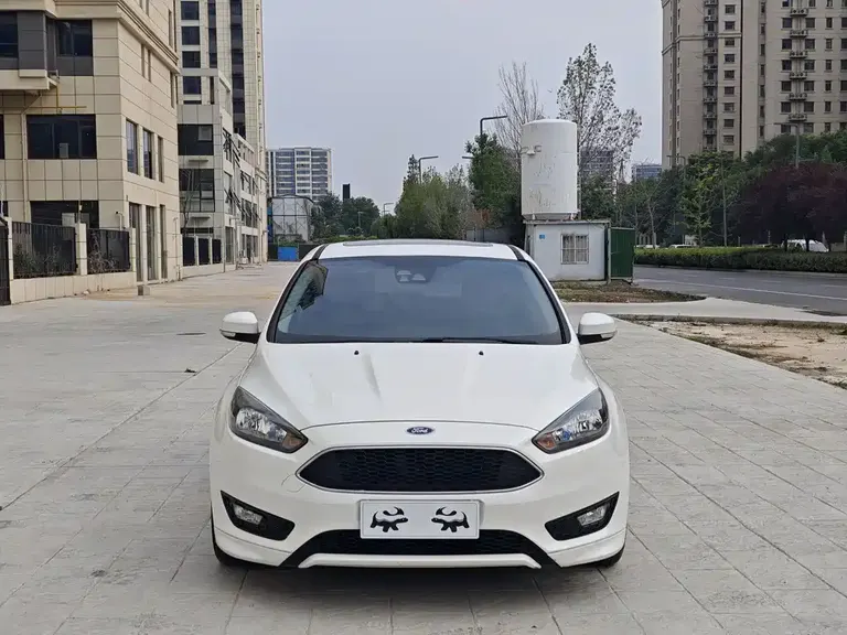 Ford Focus 福克斯 2015款 两厢 EcoBoost 180 自动运动型