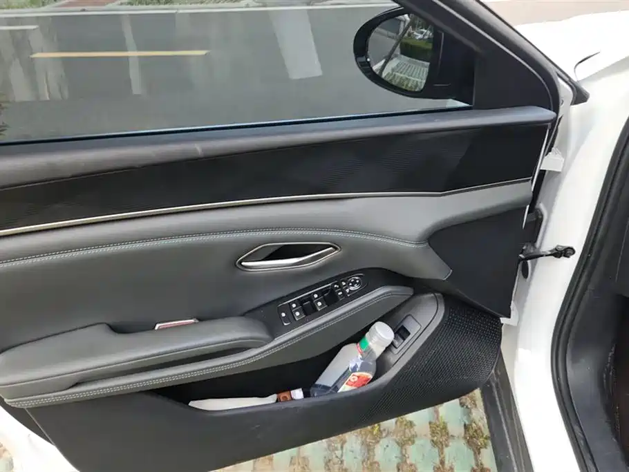 Qin L DM-i 80 KM Transcend
