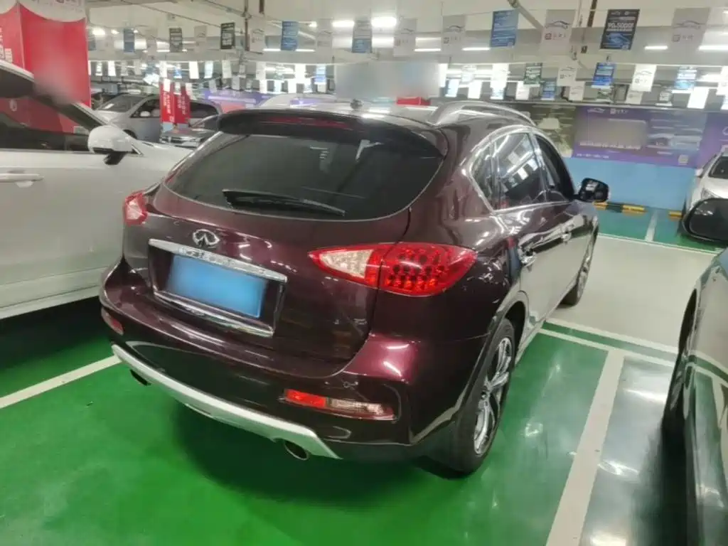 Infiniti QX50 2.5 L Luxury