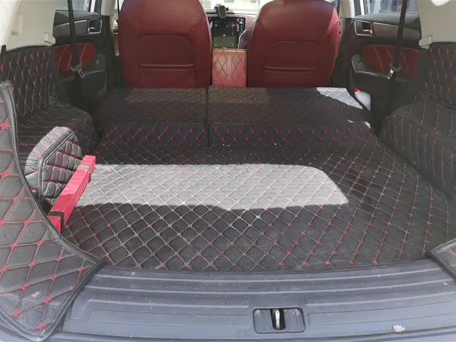 Roewe RX5 30 T 4 WD Auto Internet Smart Supreme