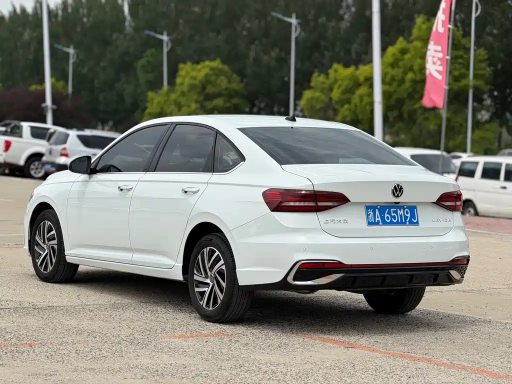 Lavida Facelift 1.5 L Auto Starry Sky 5 Million