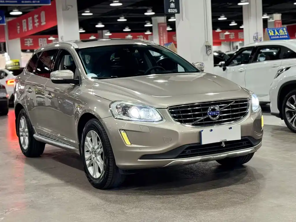 Volvo XC60 T5 Smart Progress