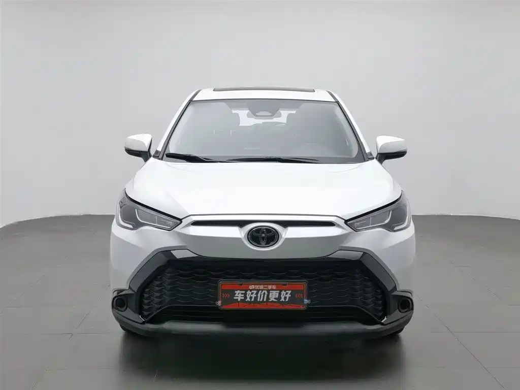 Frontlander 2.0 L CVT Leading