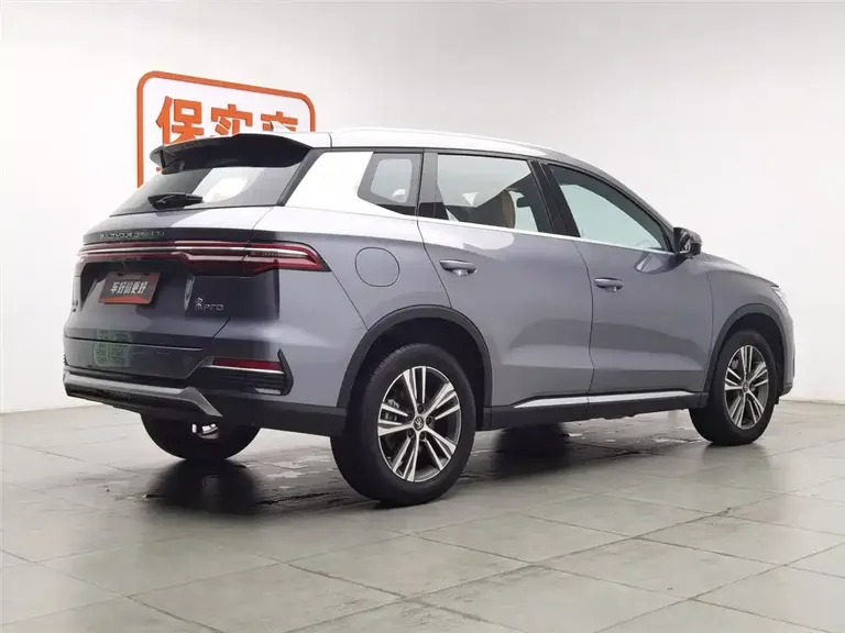 BYD Song Pro NEV DM-i 51 km Distinguished