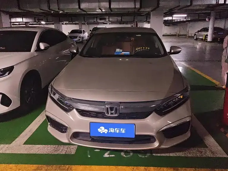 Honda Inspire 英仕派 2019款 锐·混动 2.0 L 净尚版 国V