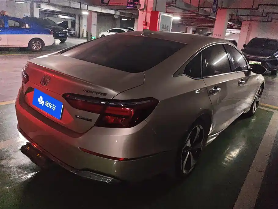 Inspire 英仕派 2019款 锐·混动 2.0 L 净尚版 国V