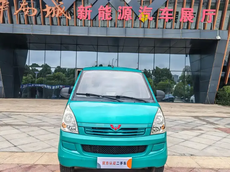 Wuling Rongguang 五菱荣光 2019款 1.2 L S 厢式运输车实用型2座