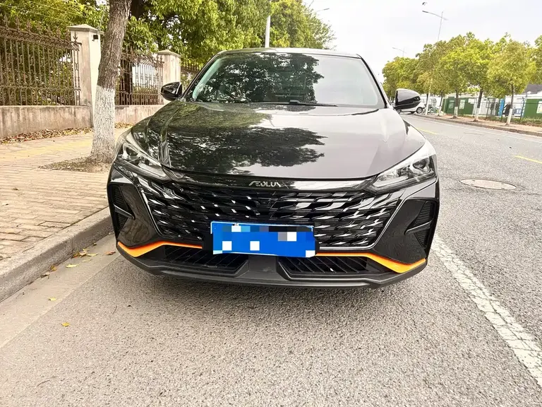 Dongfeng Yixuan Mach 1.5 L Auto Wind Chaser