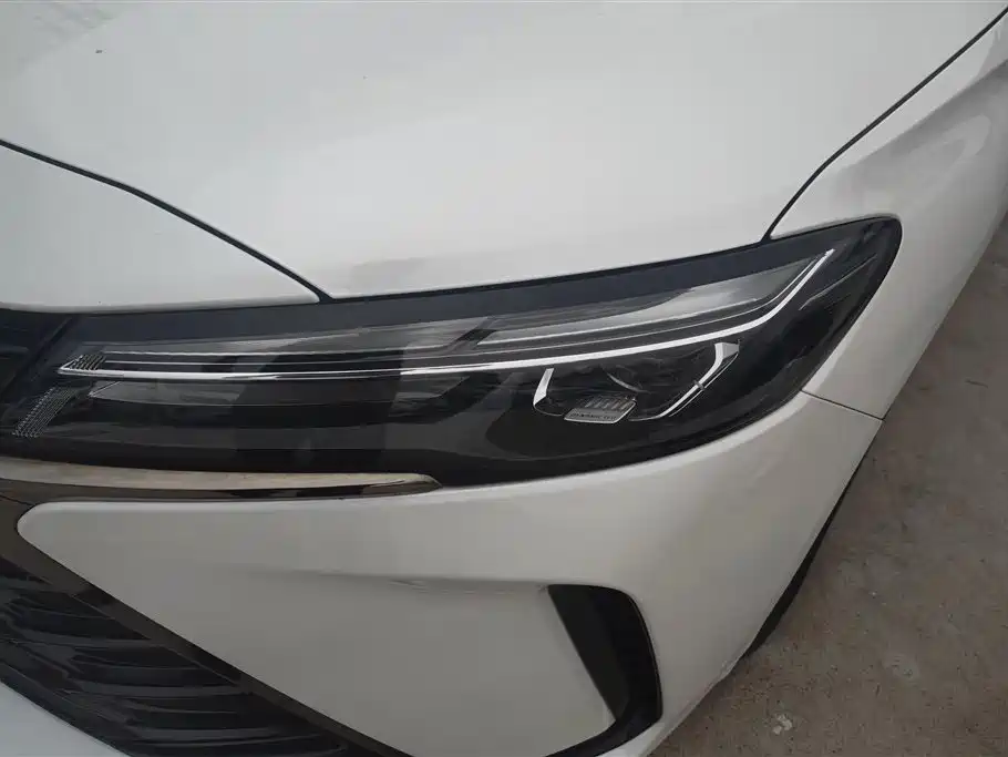 Monza 1.5 L DCT Joy