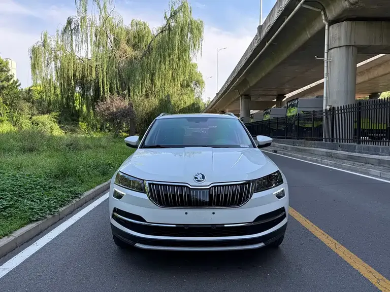 Skoda Karoq TSI280 Luxury CN-V