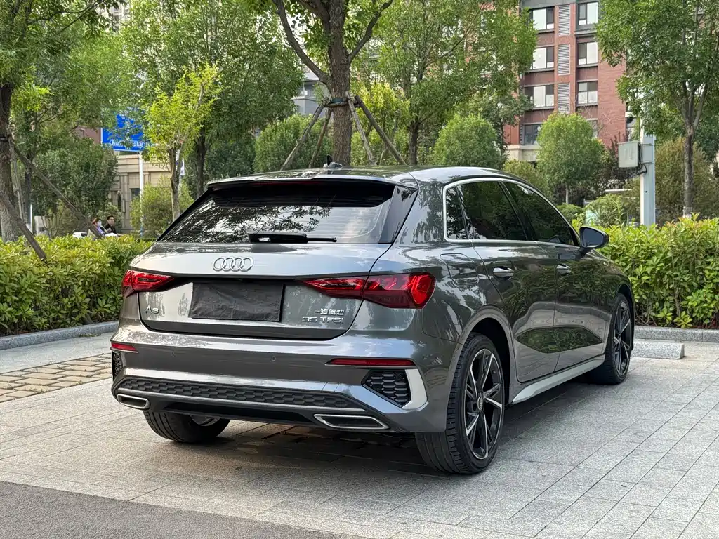 Audi A3 Facelift Sportback 35 TFSI Fashion Sport