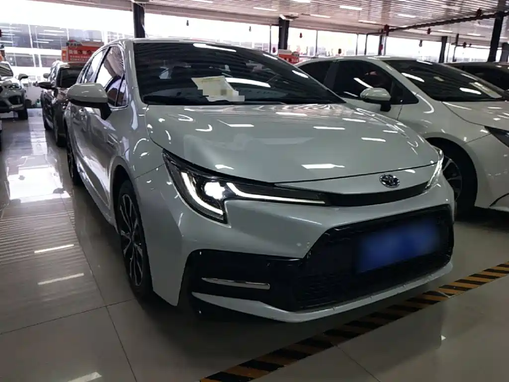 Levin Dual Engine 1.8 H E-CVT Sport