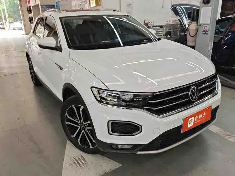 Volkswagen T-ROC 280 TSI DSG 2 WD Comfort Enjoyment PLUS