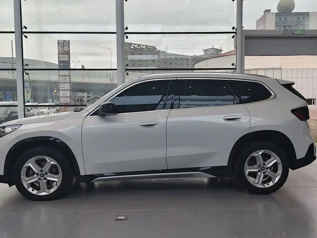 BMW X1 sDrive20 Li X Design Package