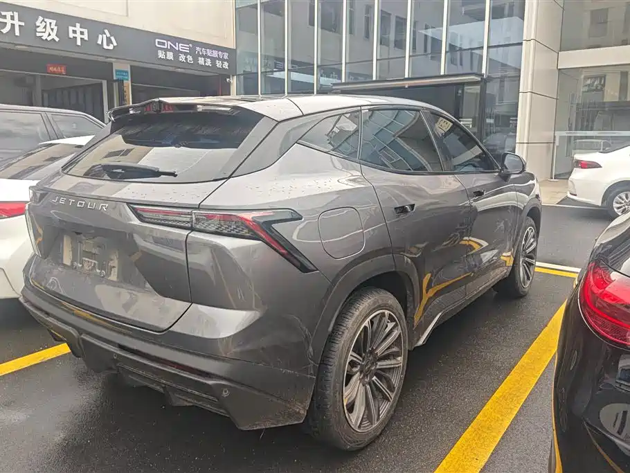 Jetour Dasheng i-DM 捷途大圣i-DM 2023款 1.5 T DHT闪电01