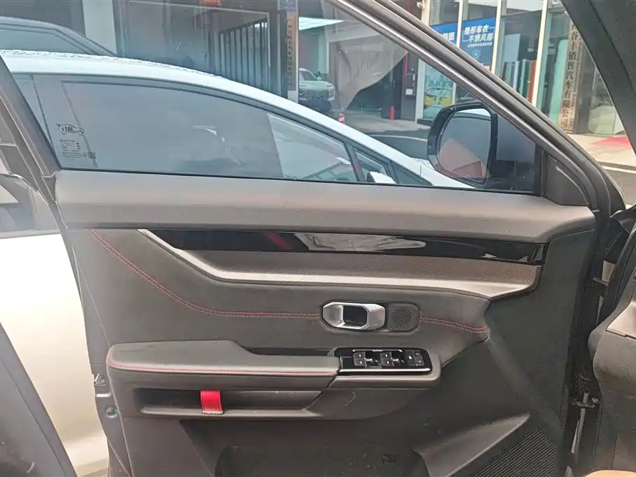 Jetour Dasheng i-DM 捷途大圣i-DM 2023款 1.5 T DHT闪电01