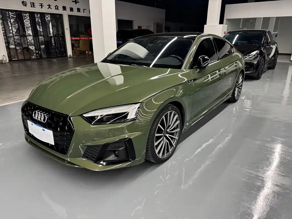 Audi A5 (Import) Sportback 40 TFSI quattro Luxury Dynamic