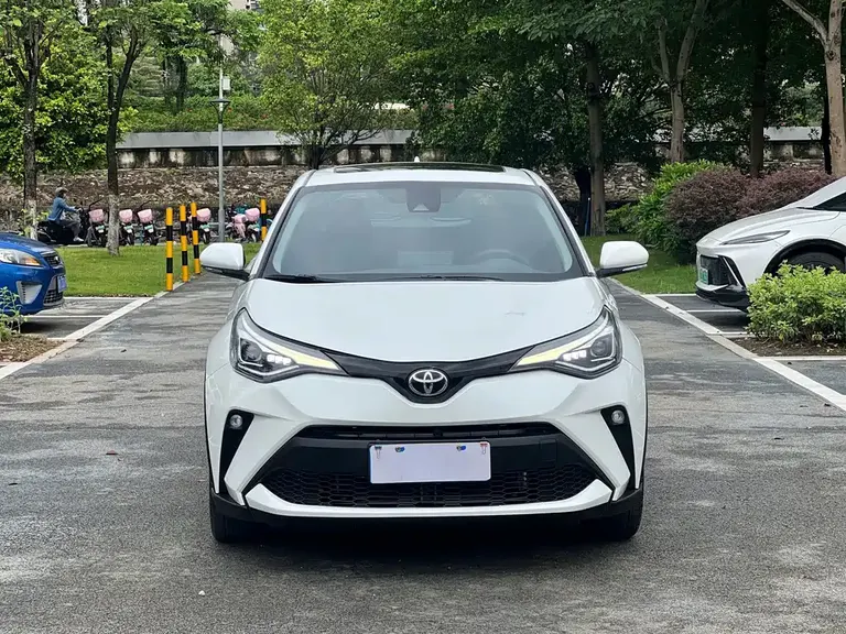 Toyota C-HR 2.0 L Luxury
