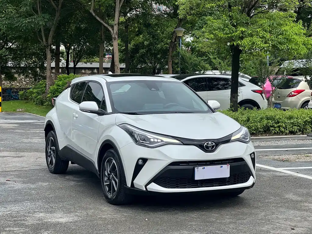 Toyota C-HR 2.0 L Luxury