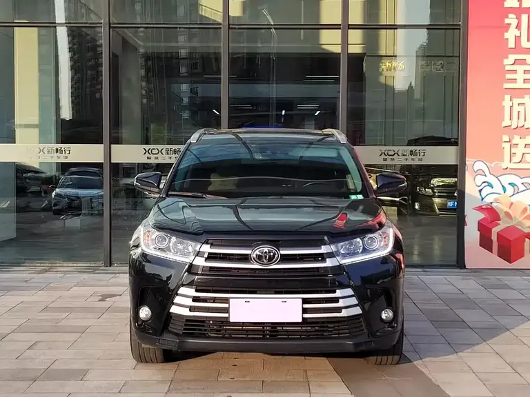 Toyota Highlander 2.0 T 4 WD Luxury 7-seat