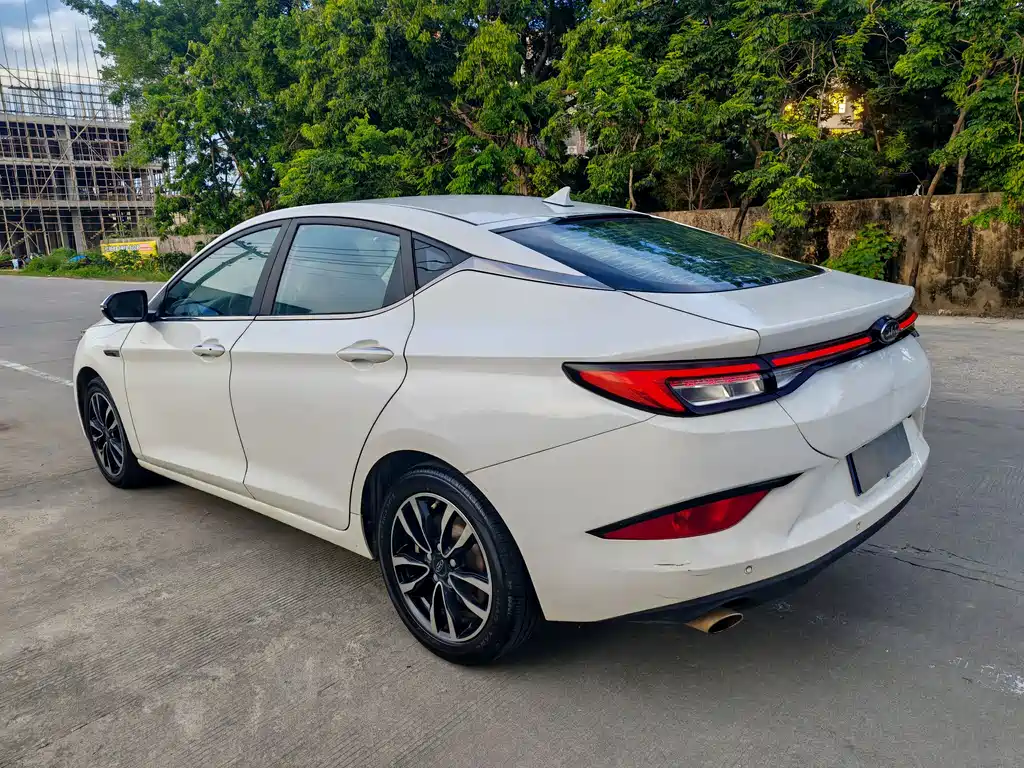 Jiayue A5 1.5 T CVT Elite