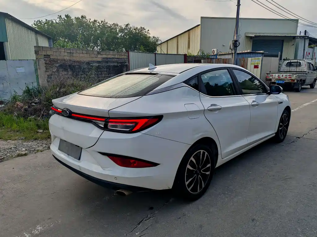 Jiayue A5 1.5 T CVT Elite