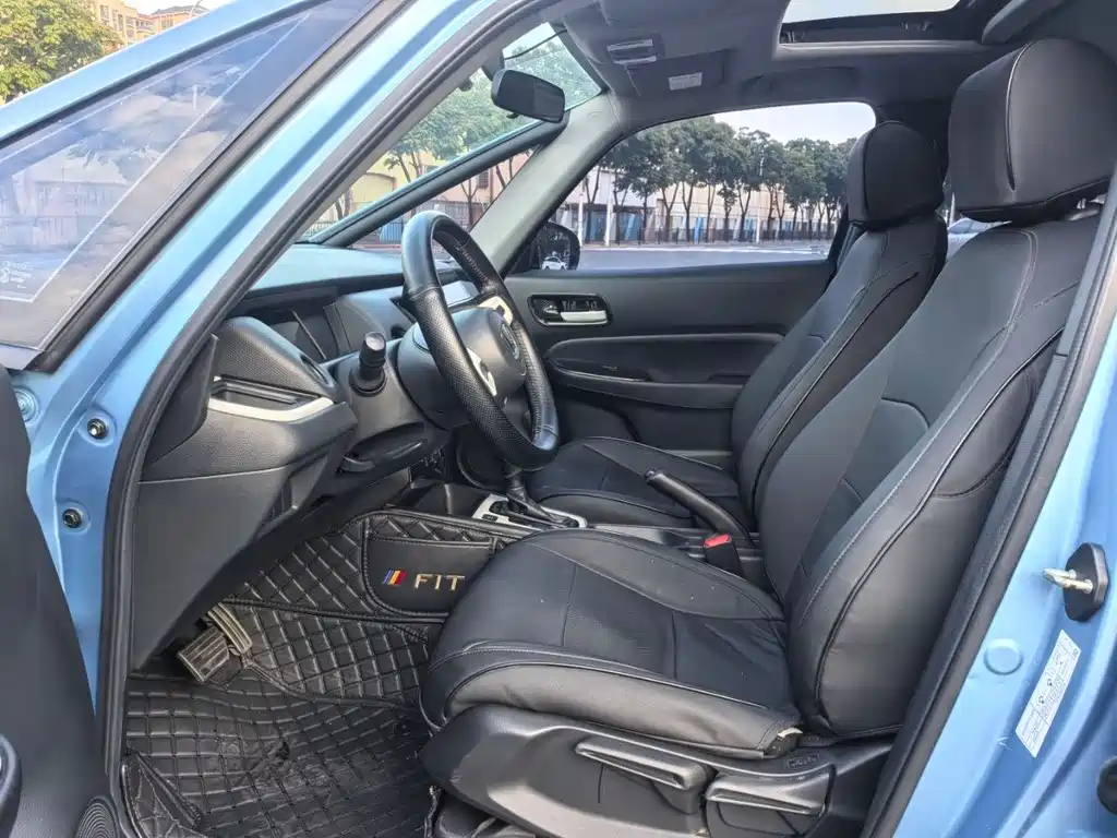 Fit 1.5 L CVT Trend Sport