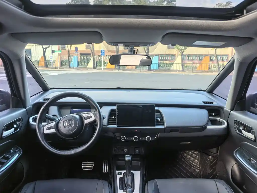 Fit 1.5 L CVT Trend Sport