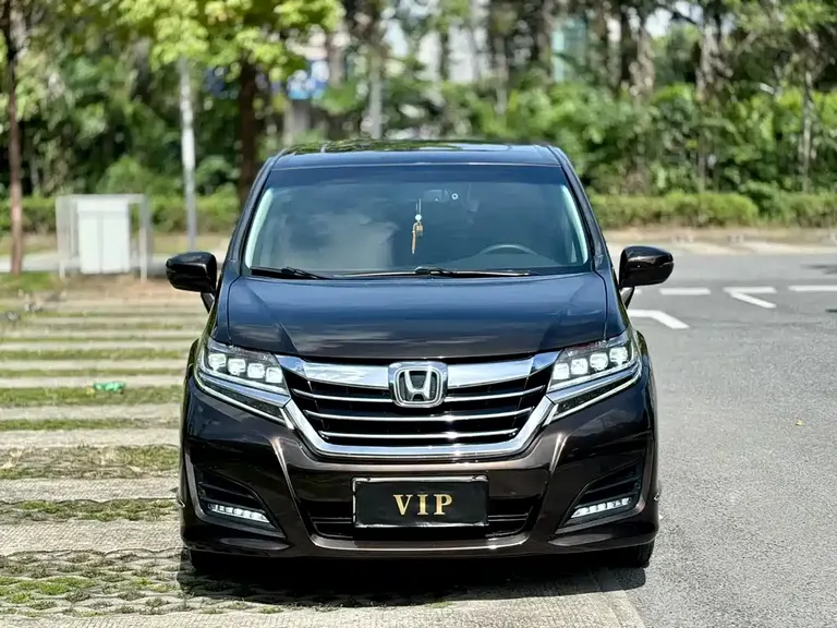 Honda Elysion 2.4 L Luxury