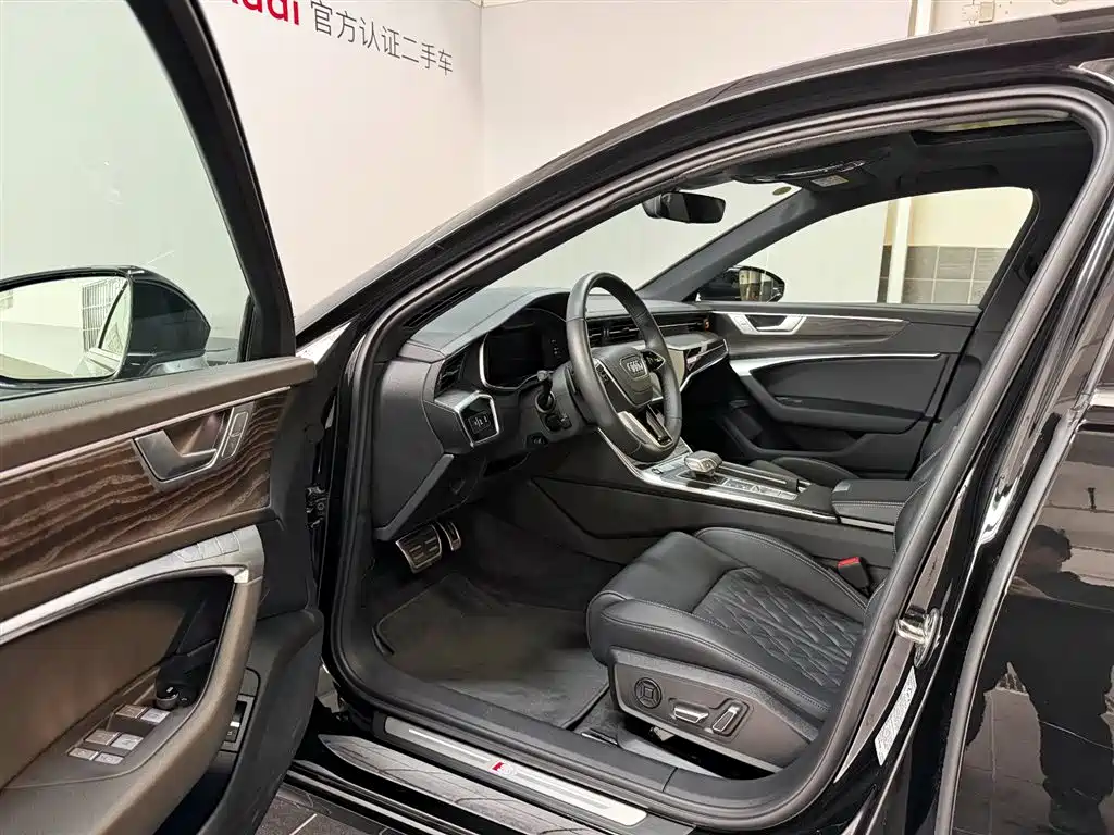 Audi A6 L 45 TFSI quattro Select Dynamic