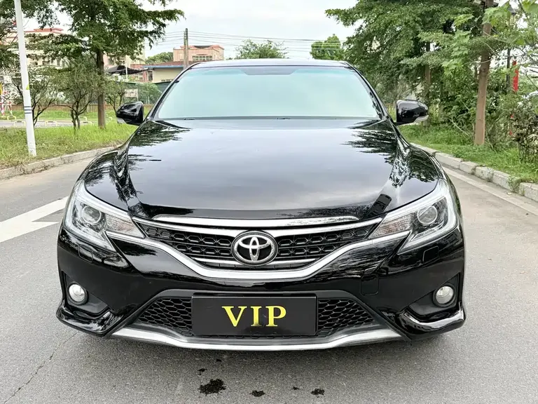Toyota Mark X 2.5 V Style Sharp