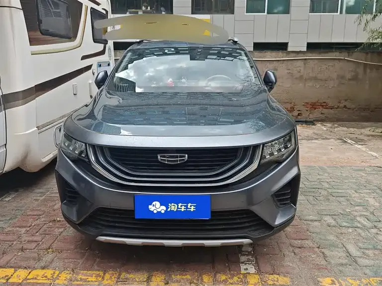 Geely Haoyue 1.8 TD DCT Luxury 7-seat