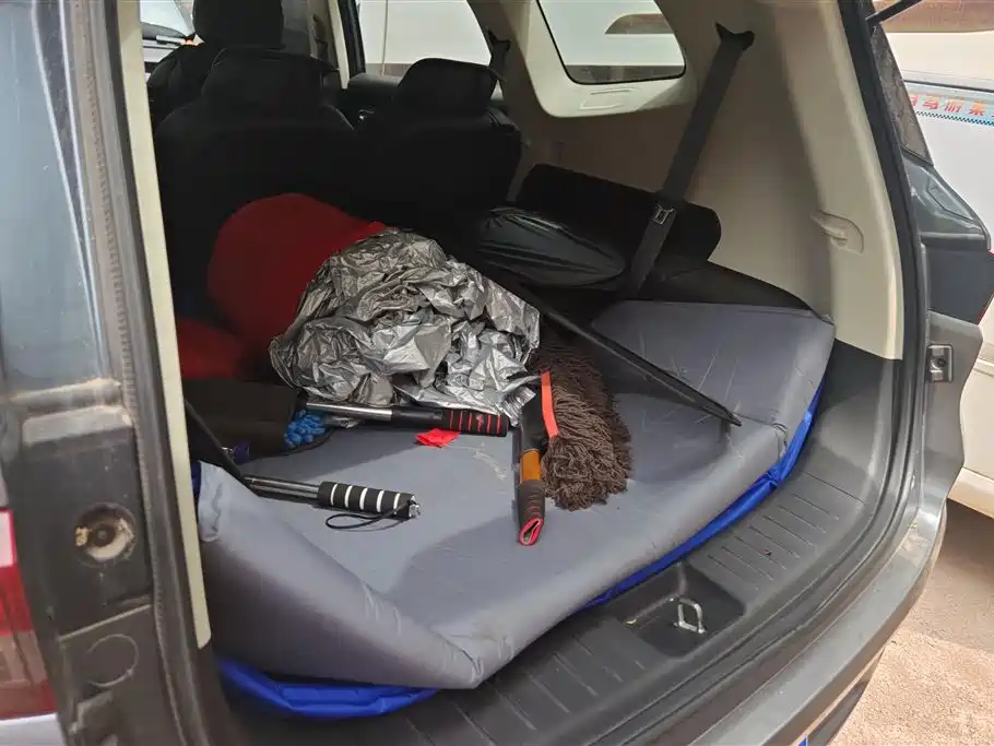 Haoyue 1.8 TD DCT Luxury 7-seat