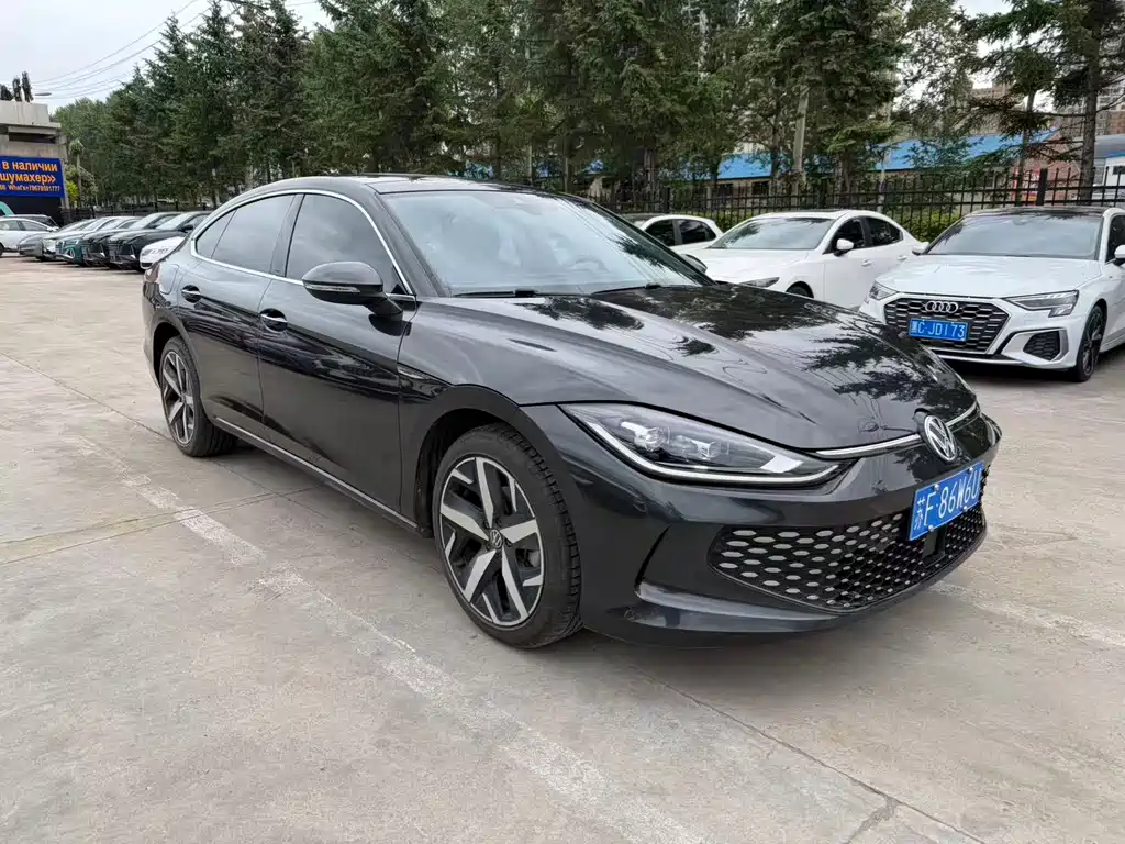 Lamando Lamando L 280 TSI DSG Spicy Cool