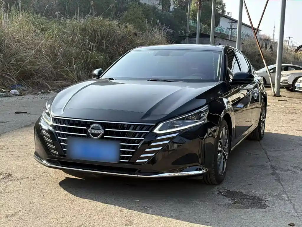 Teana 2.0 L XL-TLS Joy