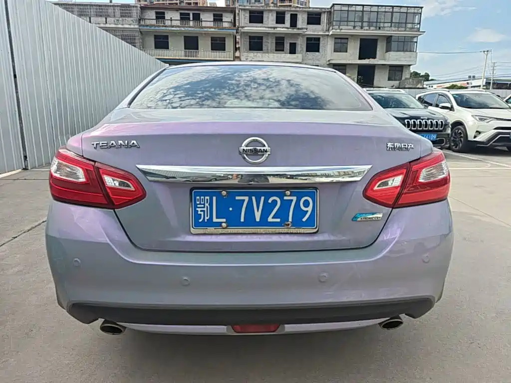 Teana Facelift 2.0 L XL Comfort